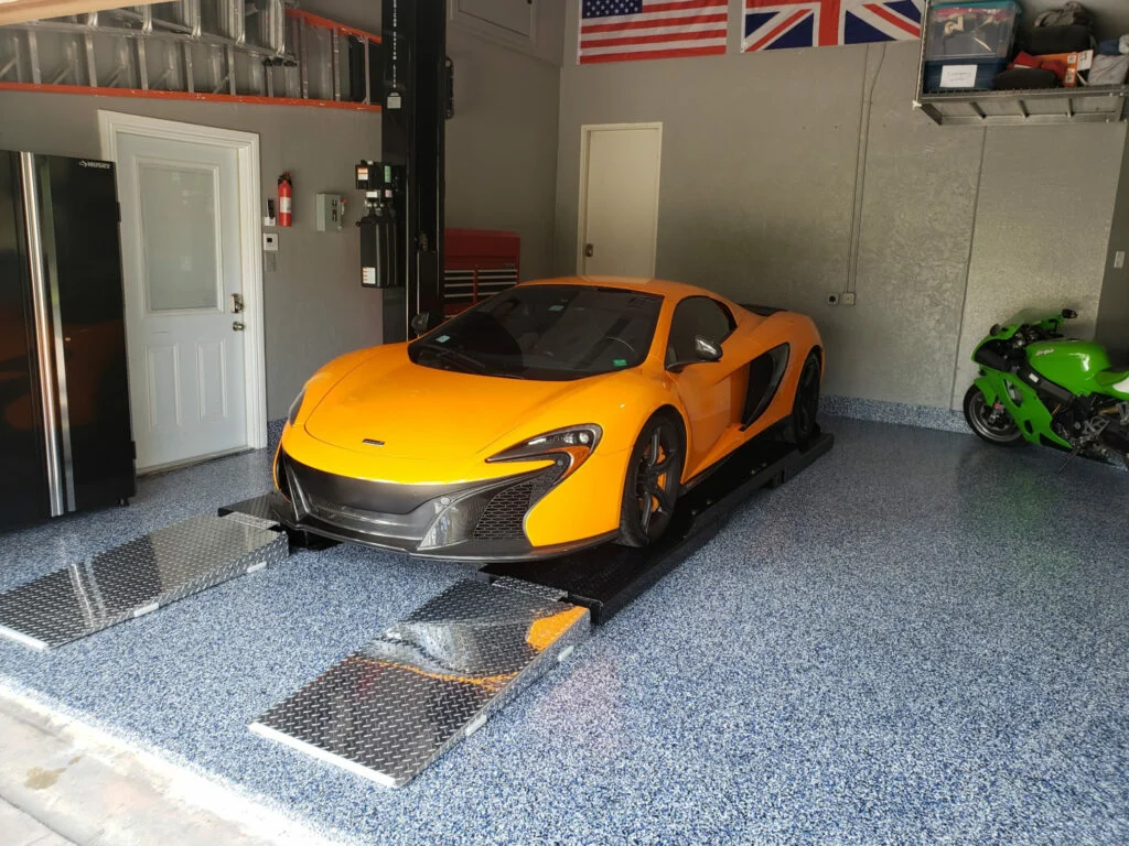 Single Post Car Lifts